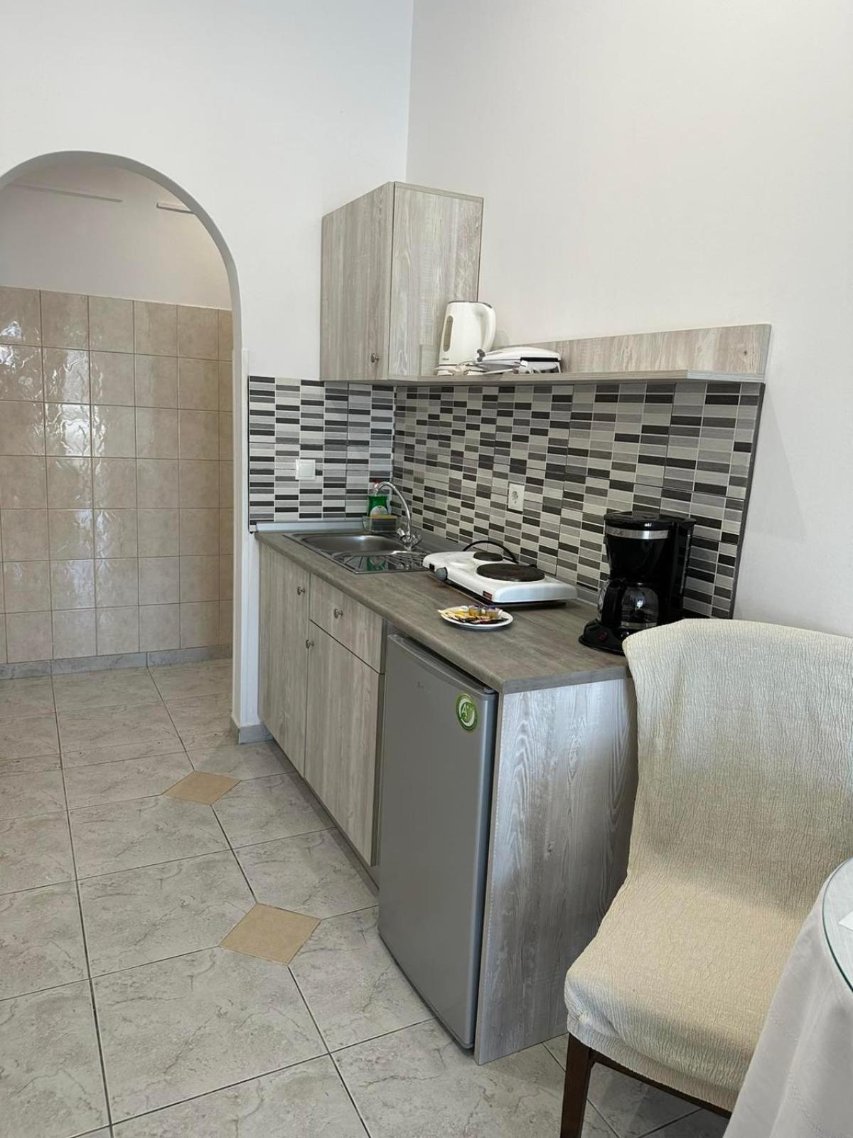 Apollonio Suites & Rooms Faliraki Rhodes Zimmer foto