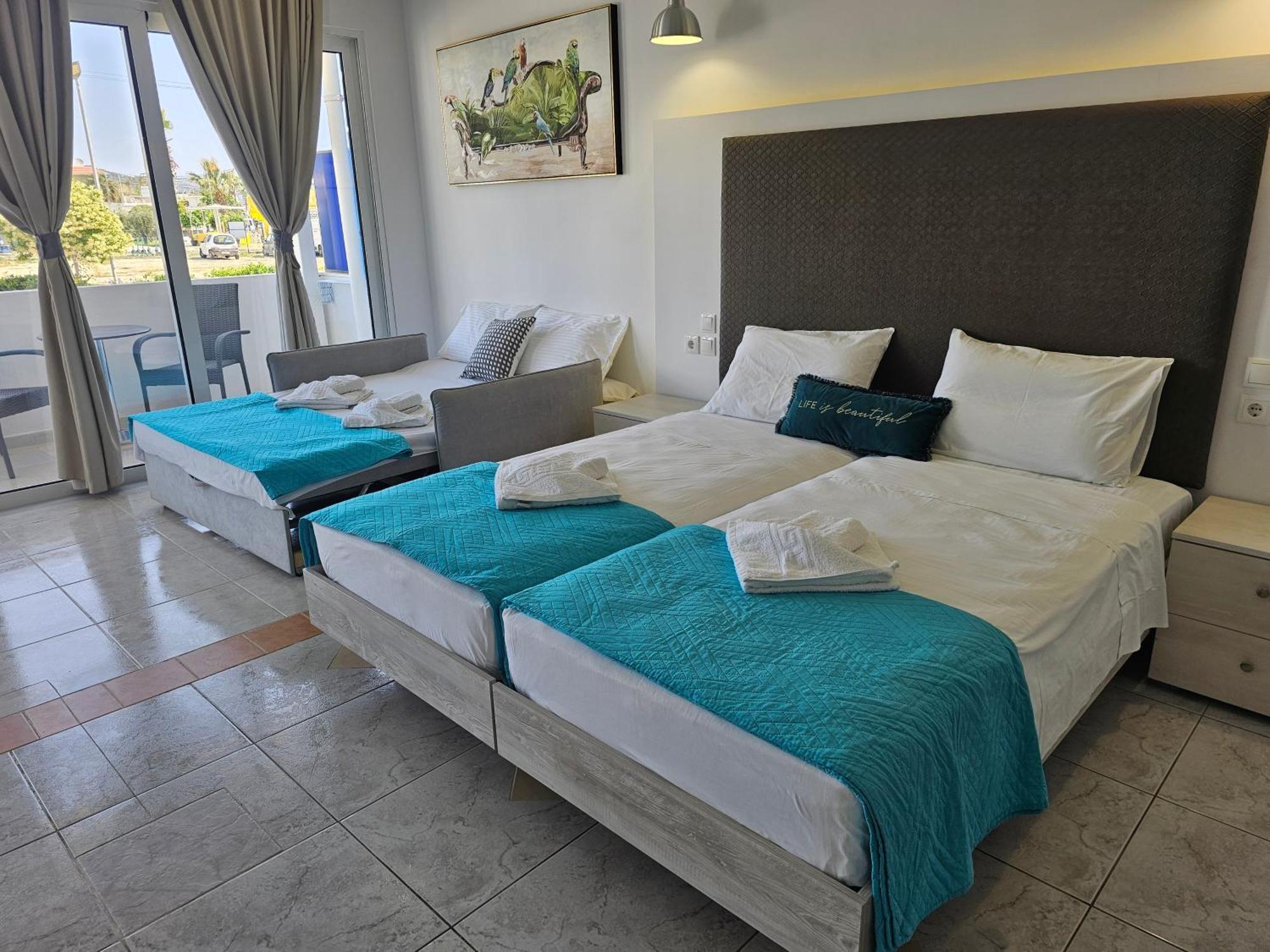 Apollonio Suites & Rooms Faliraki Rhodes Zimmer foto