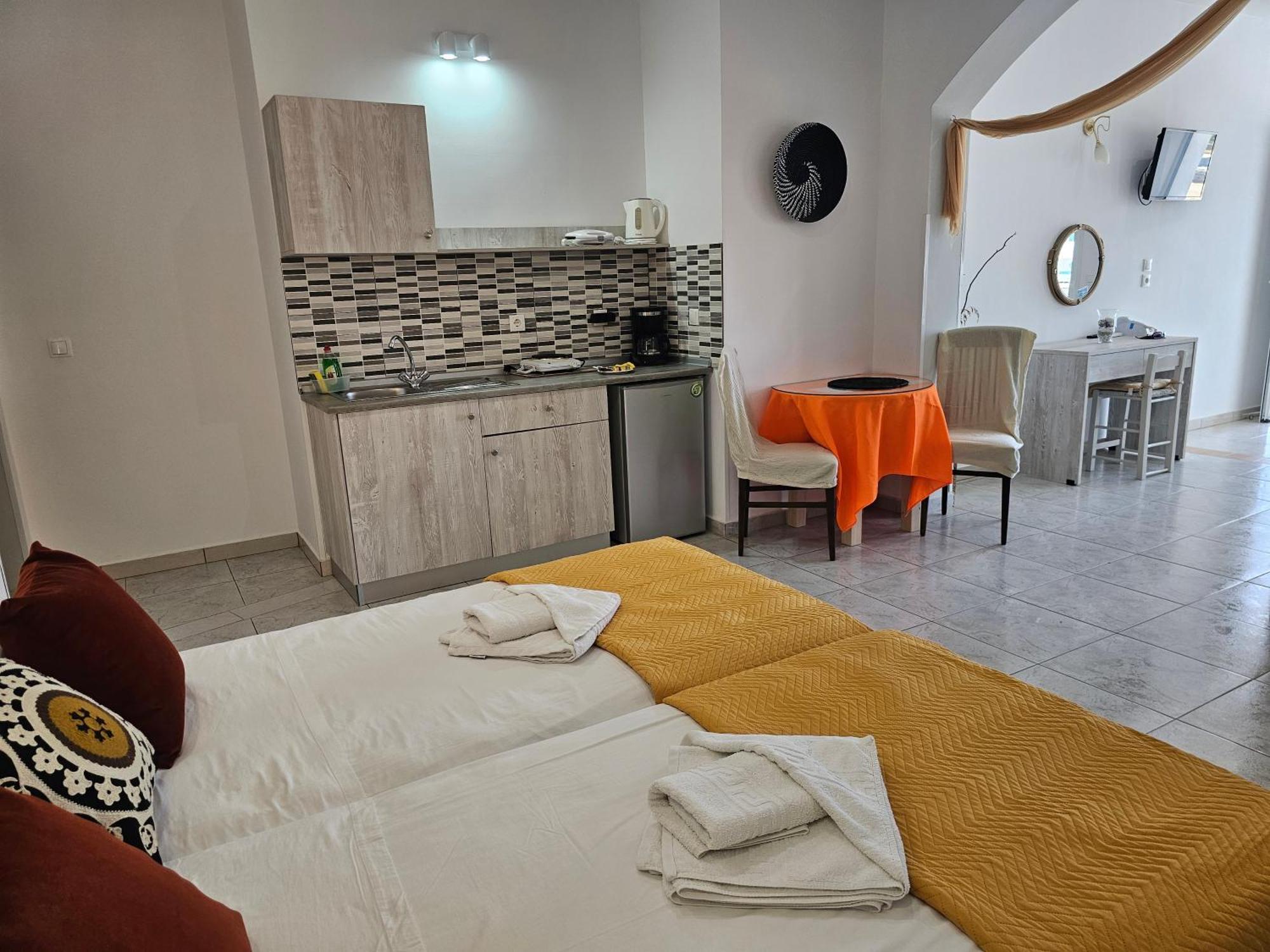 Apollonio Suites & Rooms Faliraki Rhodes Zimmer foto